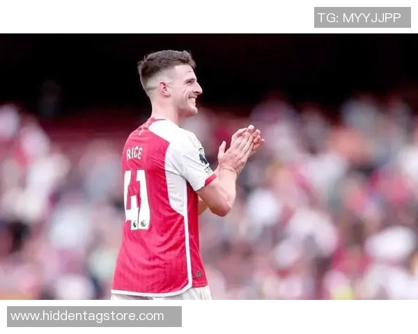 足球明星的传奇故事与他那件象征荣耀的球衣背后的秘密